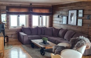 Fireplace, DVD player