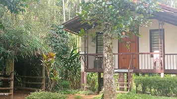 Villa, 1 Schlafzimmer, Raucher, Balkon | Fassade der Unterkunft