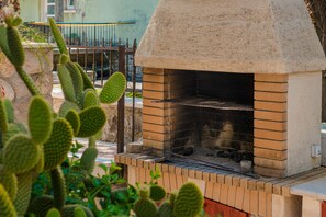 BBQ/picnic area - Apartment Ivona With Teracce (Dubrovnik)