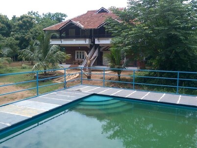 Beautiful Farm House in the Heart of Mango Village