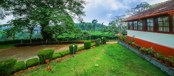 Deluxe Double Room In British Bungalow
