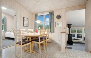 Dining - 4 bedroom pet friendly home in Ebeltoft (Ebeltoft)