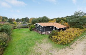 Exterior - 4 bedroom pet friendly home in Ebeltoft (Ebeltoft)