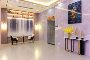 Lobby lounge - Qicheng Premium Hotel (Shenzhen Hongfa Dashijie Store) (Shenzhen)
