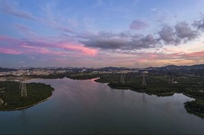 Aerial view - Bafaimile Hotel (Shiyan Hongfa World Branch) (Shenzhen)