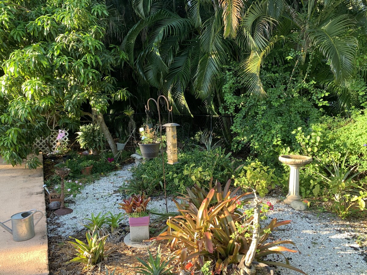 Photo 7 of Zen Garden Guest House w Pool n Golf n Beach