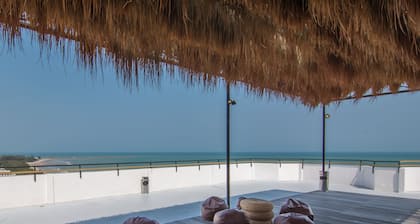 Bed in 8-bed Mixed Thalay Cha Am by Tha A Co-living With a Million Dollar View - Hostel