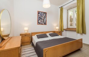 2 bedrooms, free WiFi, bed sheets