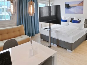 1 bedroom, iron/ironing board, travel cot, free WiFi - City View Business Apartment, Fiber, Netflix (Zug)
