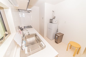 Ferienhaus, Nichtraucher | Eigene Kochnische | Kühlschrank, Mikrowelle, Herdplatte, Wasserkocher mit Kaffee-/Teezubehör