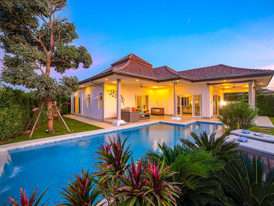 Front of property - evening/night