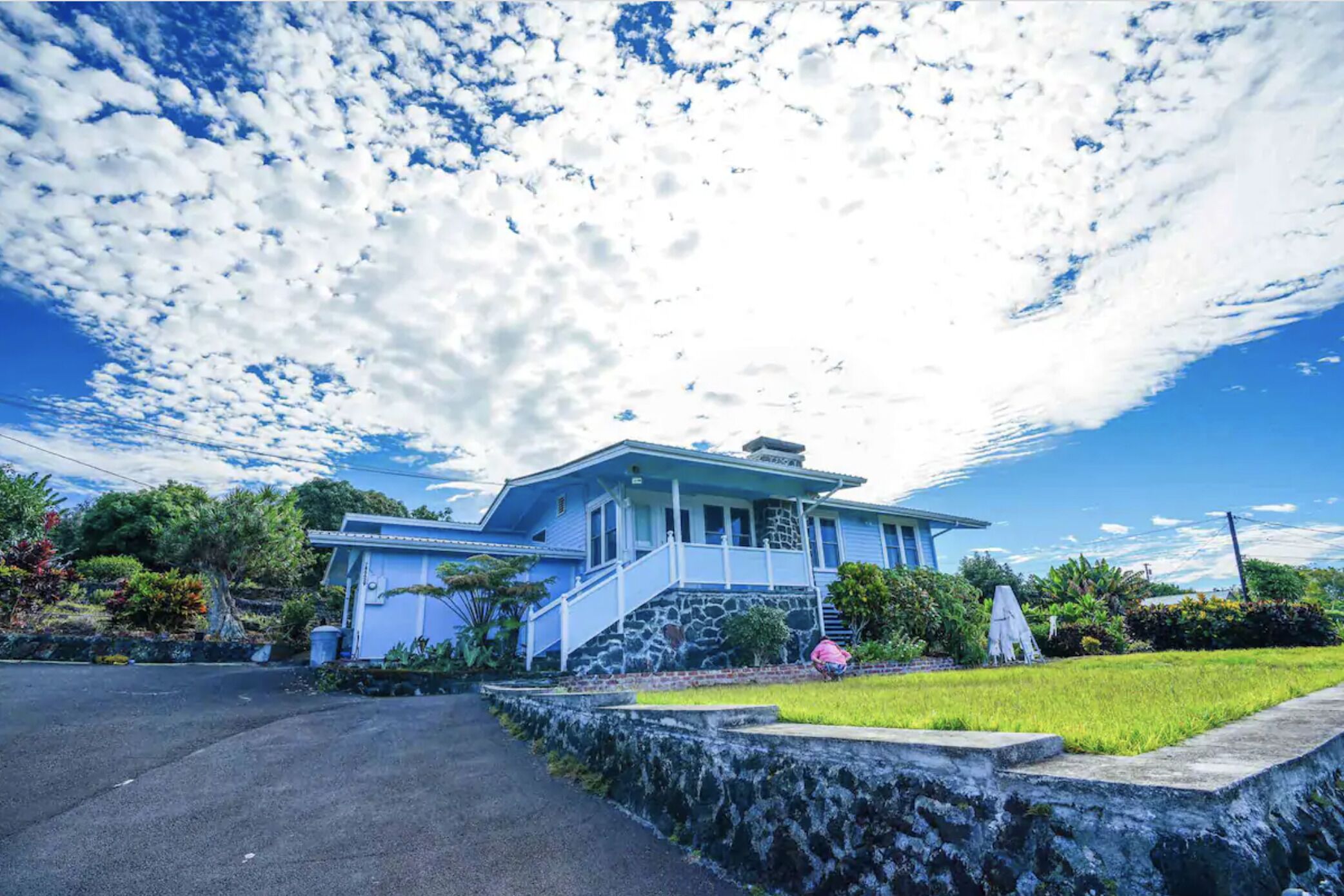 Cozy Oceanview House on 1 acre Orchard