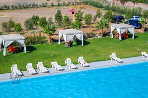Utomhuspool