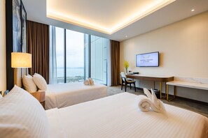 Deluxe Double Room, Multiple Beds, Ocean View