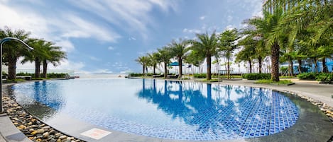 Outdoor pool, sun loungers