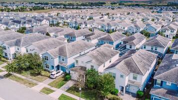 Villa, 5 soverom, privat basseng, hageutsikt | Luftbilde