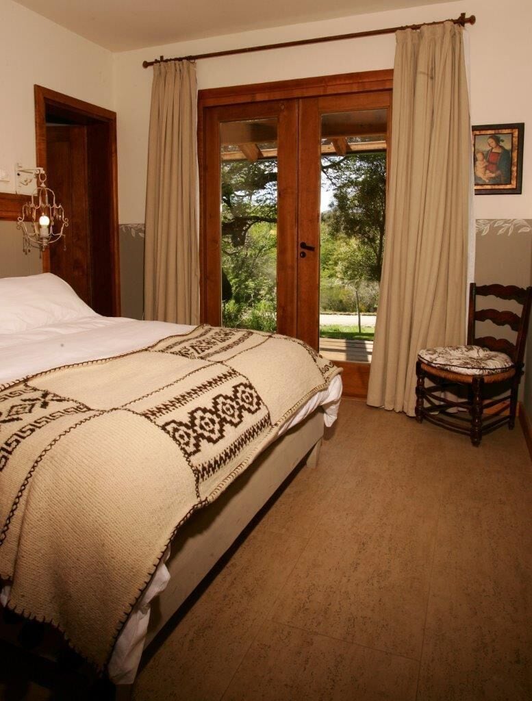 House, 4 Bedrooms, Smoking, Fireplace | 4 bedrooms, iron/ironing board