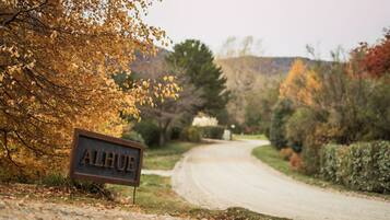 House, 4 Bedrooms, Smoking, Fireplace | Exterior