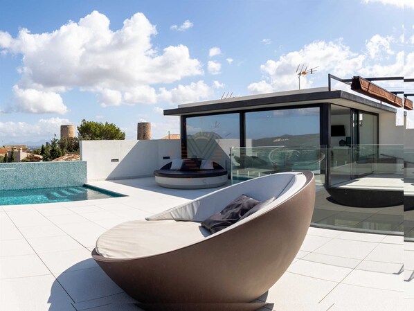 Pool - Montblau, luxury holiday villa (Buger)