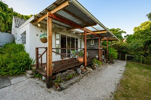 Chalet, 2 Bedrooms, Balcony | Exterior - 302 On Old Seaview Road - Stargazer Cottage (Gqeberha (Port Elizabeth))