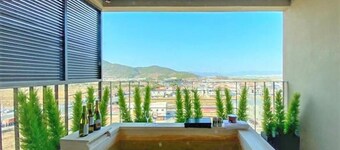 Best Louis Hamilton Hotel West Busan