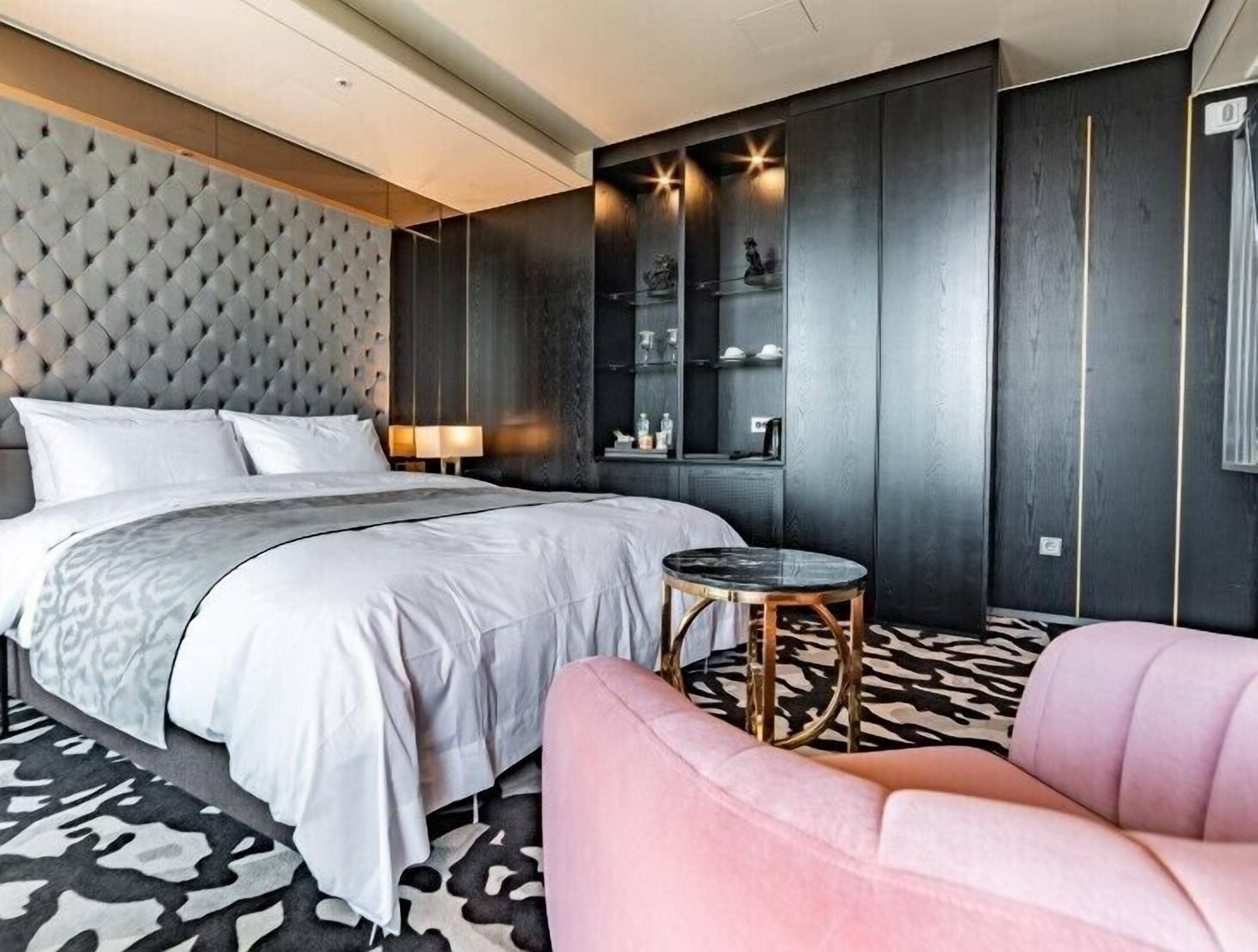 1 bedroom, premium bedding, memory-foam beds, blackout curtains