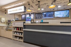 View from property - Hanting Hotel Qingdao Taidong Wanda (Qingdao)