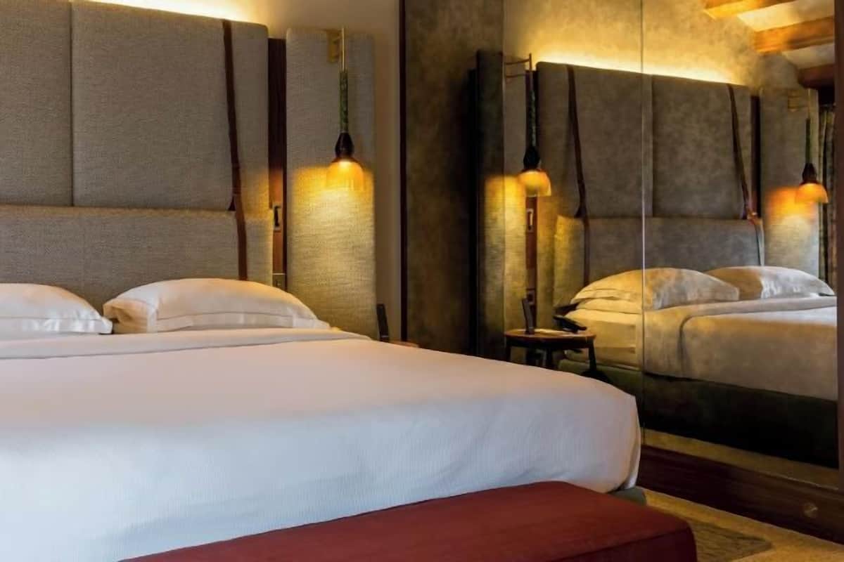 1 slaapkamer, een minibar, een kluis op de kamer, een bureau