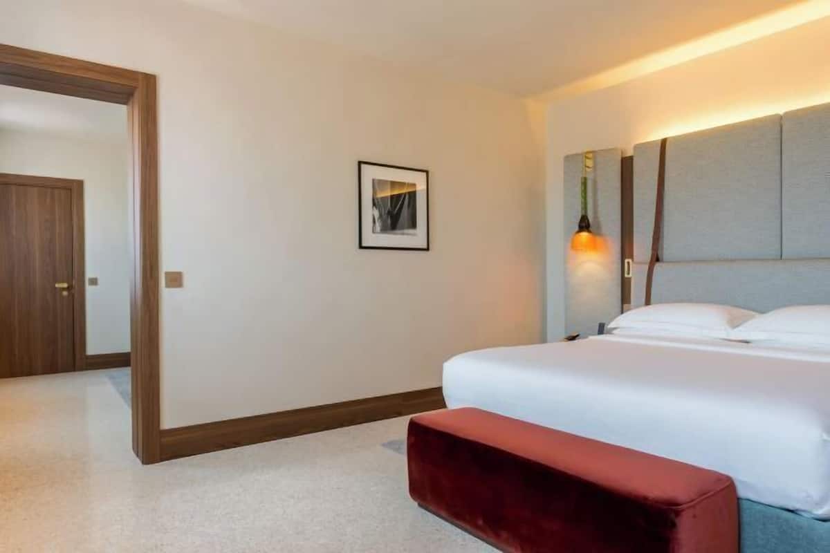 1 bedroom, minibar, in-room safe, desk