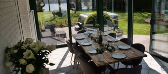 MIL ROSES EN BAIE 9 PEOPLE NEAR MARQUENTERRE