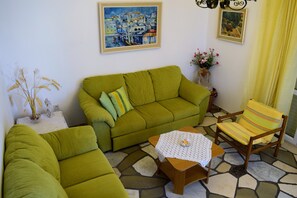 Smart TV, DVD player, aparelho de som