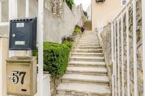 Apartment (Two-Bedroom Apartment) | Exterior