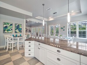 Dining - The Palm & Shell Captiva Island Luxury Vacation Rental Home (Captiva)