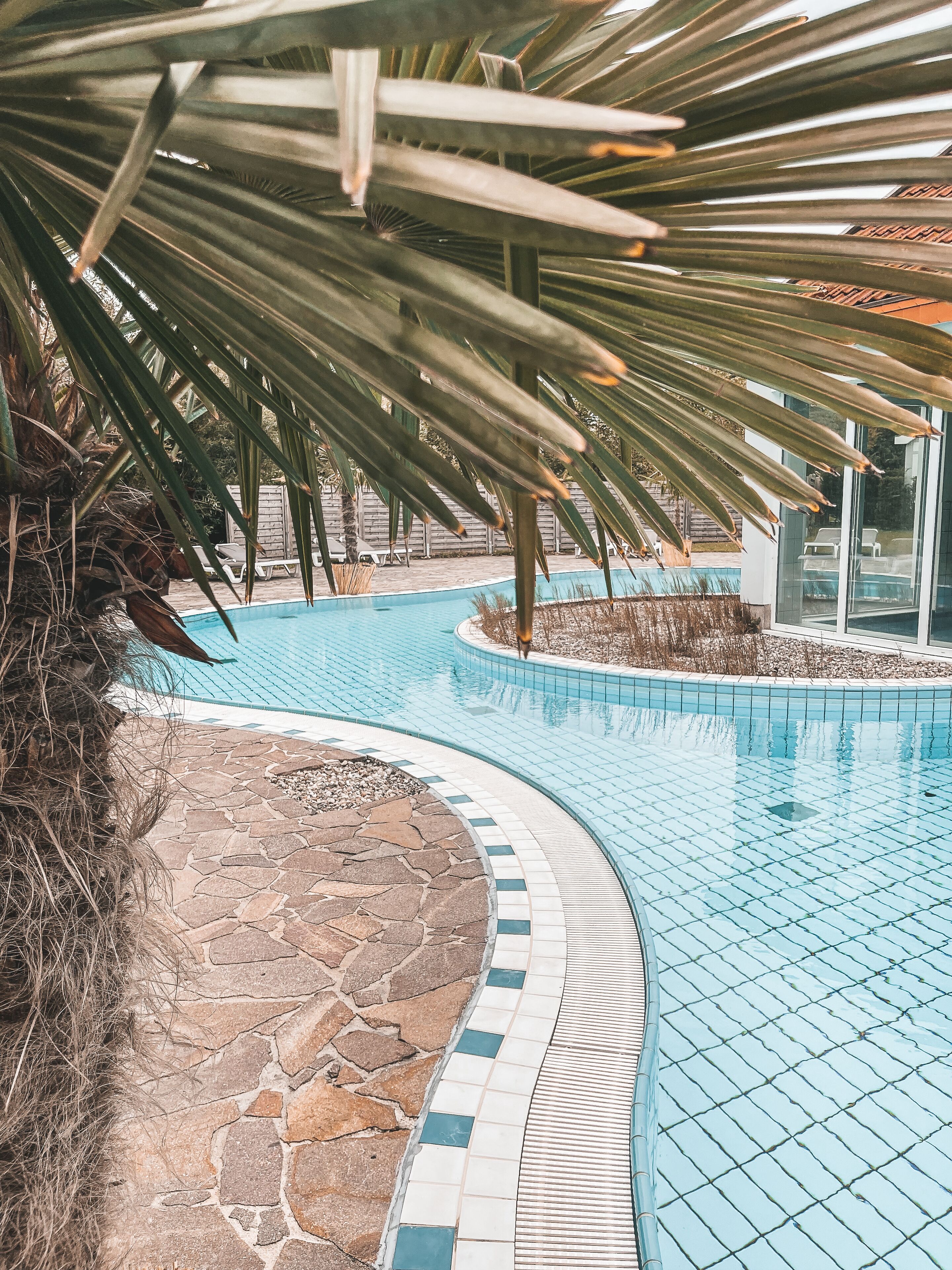 Indoor pool, outdoor pool, pool loungers