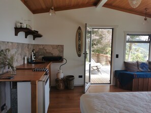 1 habitación y ropa de cama