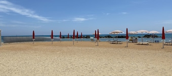 Villa Brù on the sea