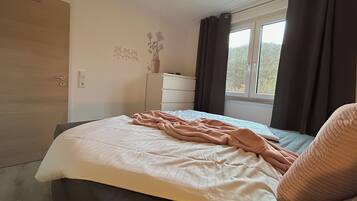 2 Schlafzimmer, WLAN, Bettwäsche