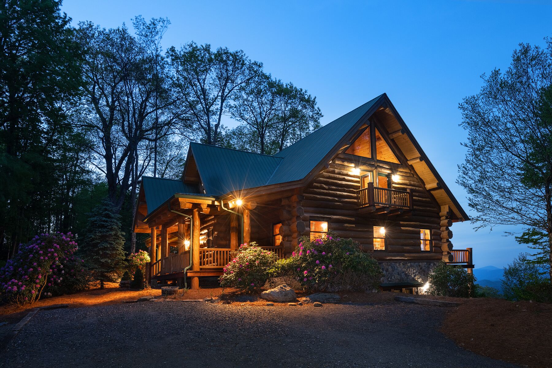 Amazing mountain views, centrally located near Boone-Banner Elk, pet-free