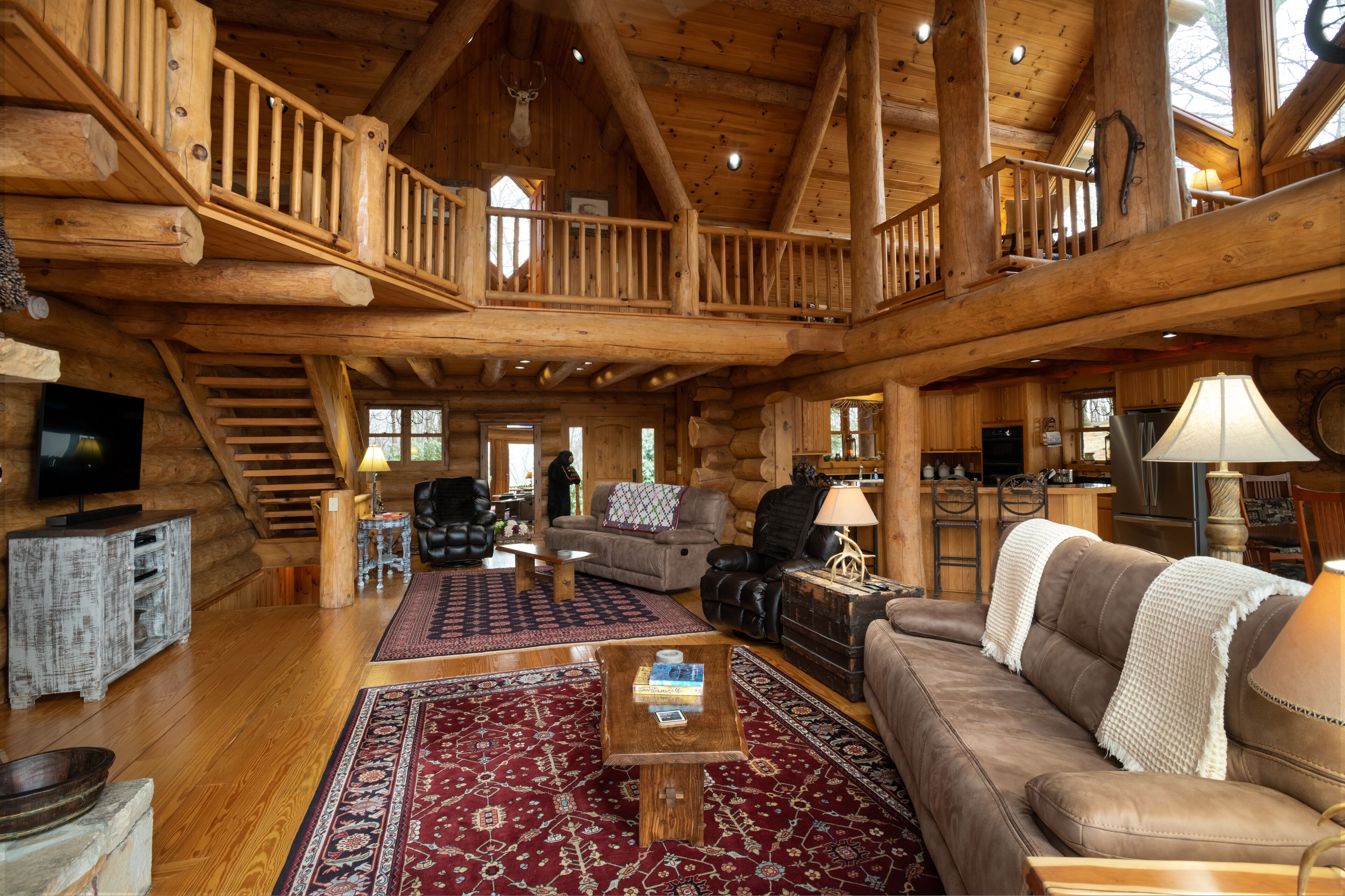 Amazing mountain views, centrally located near Boone-Banner Elk, pet-free