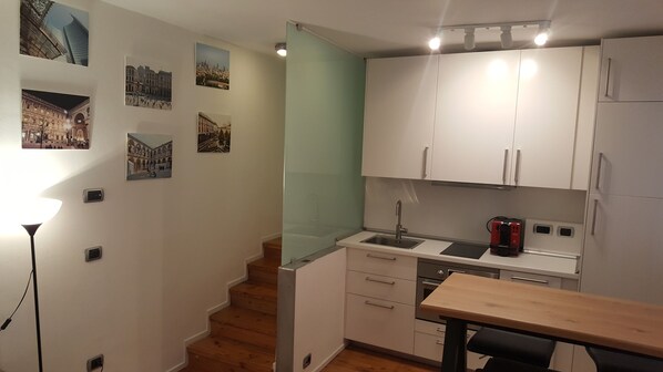 Private kitchen - Gorgeous studio apartment in St. Ambrose (Milano)