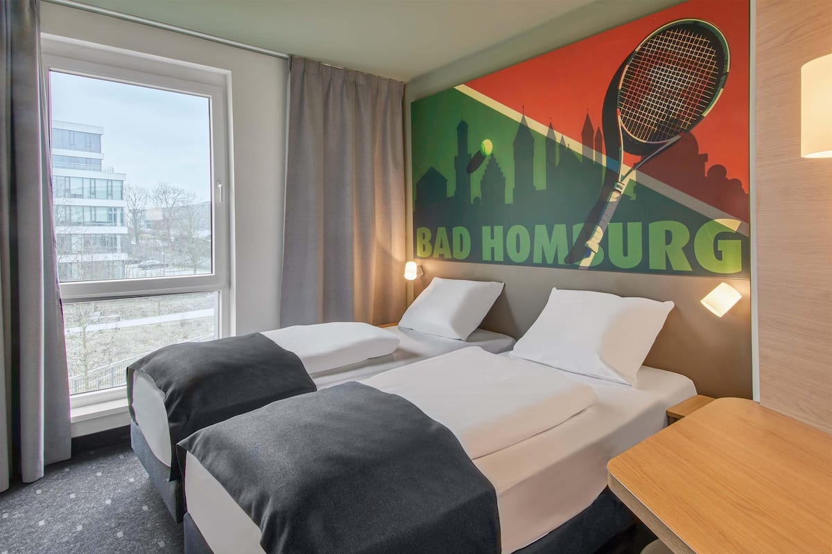 1 bedroom, desk, soundproofing, free WiFi