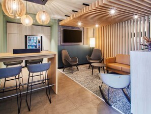 Lobby - B&B Hotel Bad Homburg (Bad Homburg v.d. Hoehe)