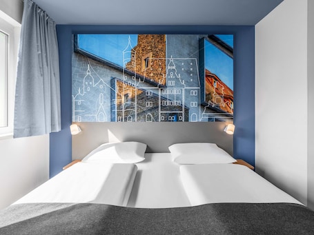 Double Room | Desk, soundproofing, free WiFi, bed sheets