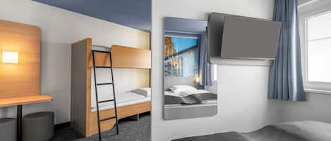 Quadruple Room | Desk, soundproofing, free WiFi, bed sheets