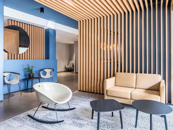 Lobby - B&B Hotel Schweinfurt-City (Schweinfurt)