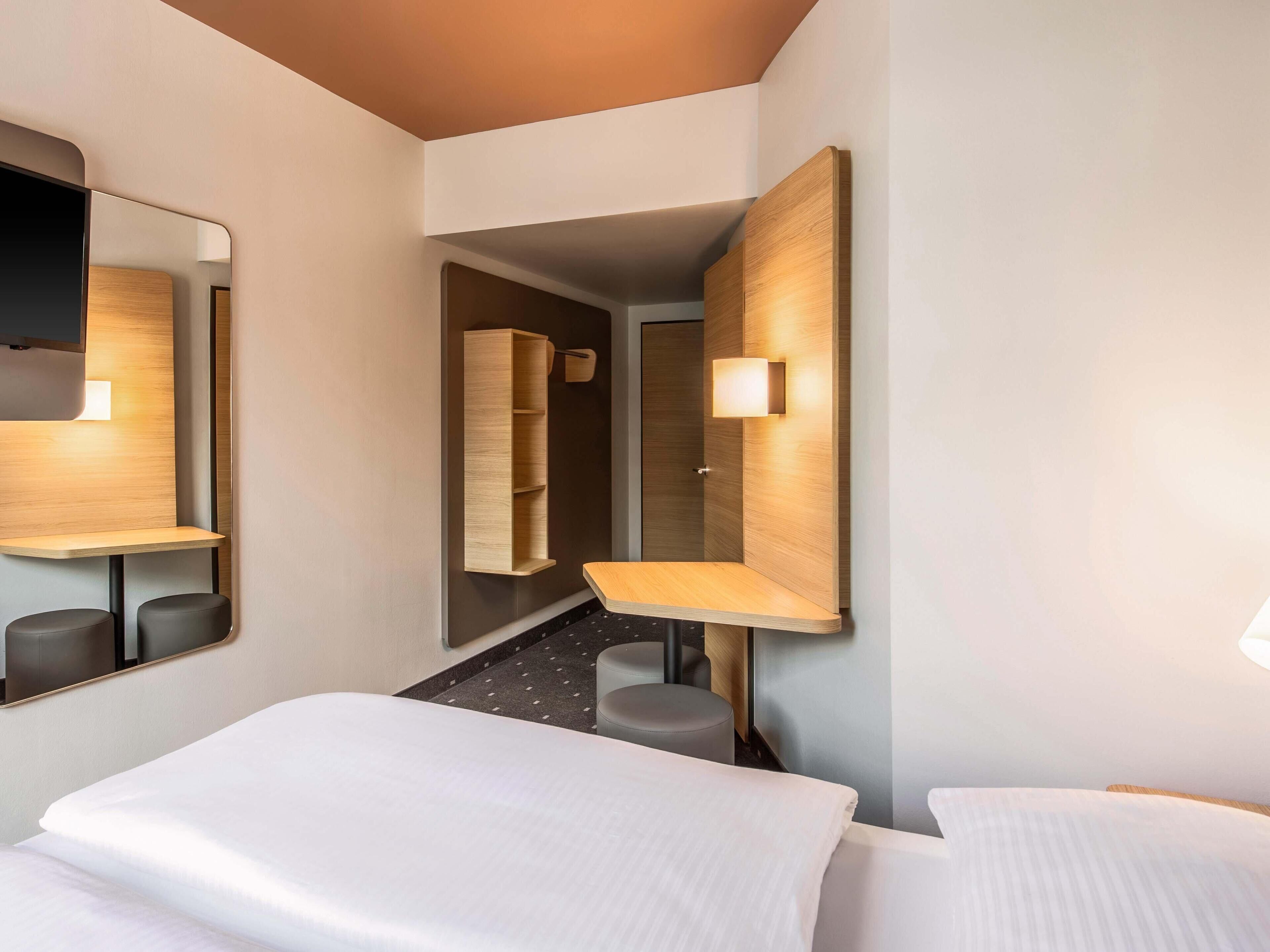 Double Room | Desk, laptop workspace, soundproofing, free WiFi