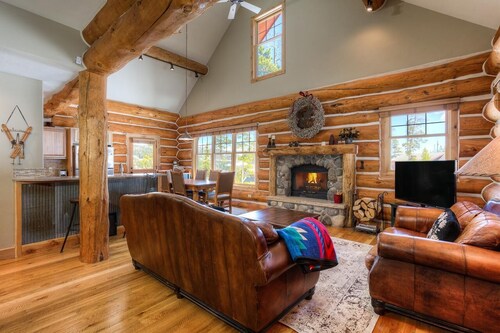 Powder Ridge Cabins at Big Sky