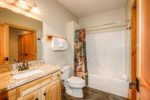 Bathroom - Powder Ridge Cabins at Big Sky (Big Sky)