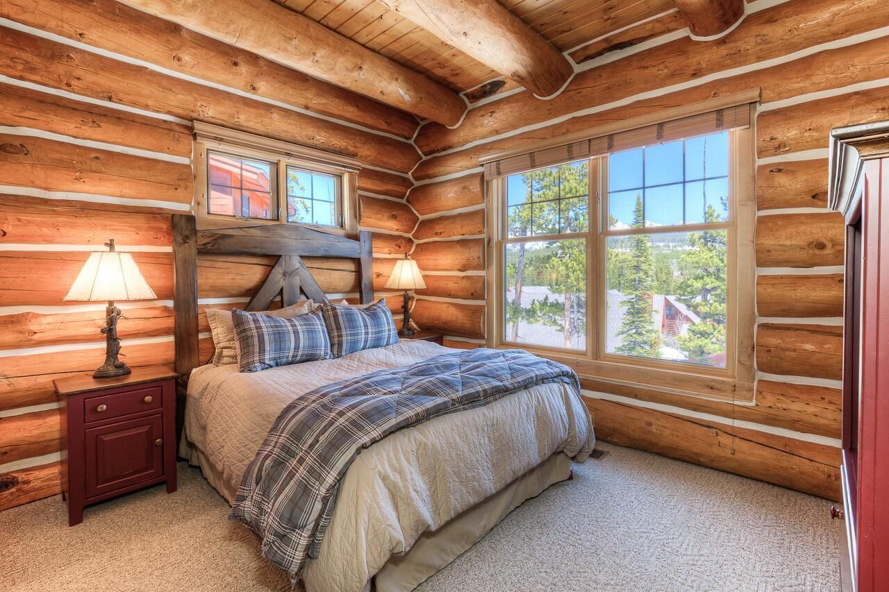 Powder Ridge Cabin | 7 Rose Bud | 4 bedrooms, free WiFi