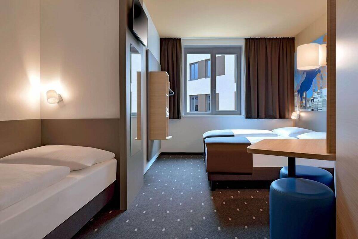 Dreibettzimmer